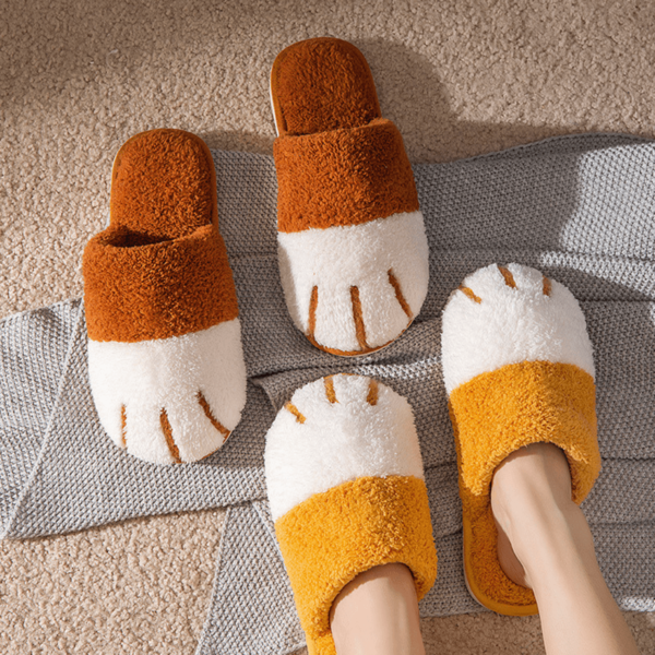 ⚡Clearance sale - Fluffy Cat Paw Slippers🔥