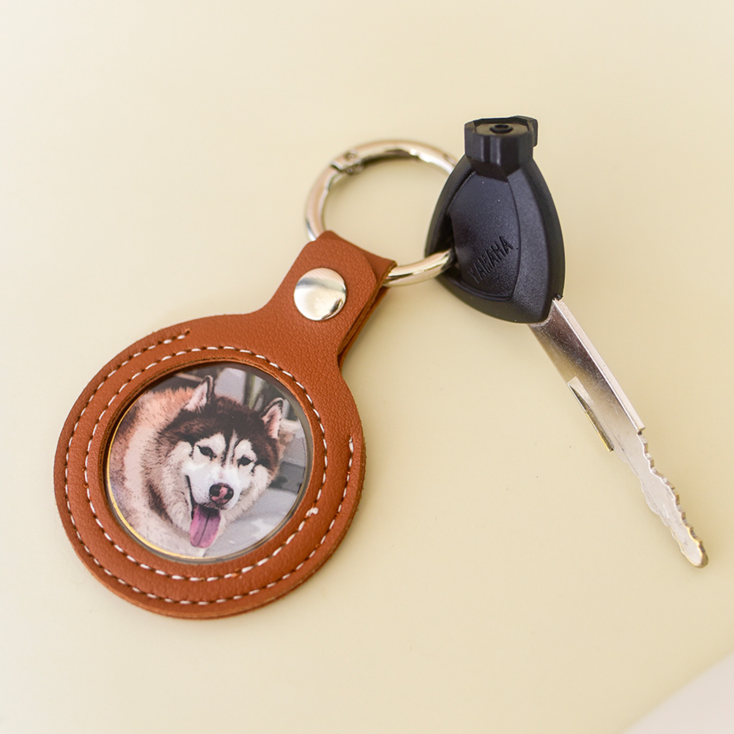 Custom Pet Face Keychain | Personalized Leather Keepsake Gift