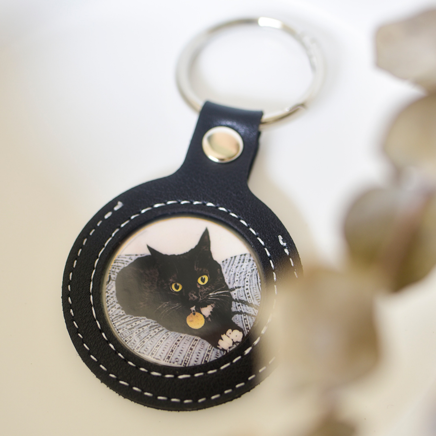 Custom Pet Face Keychain | Personalized Leather Keepsake Gift