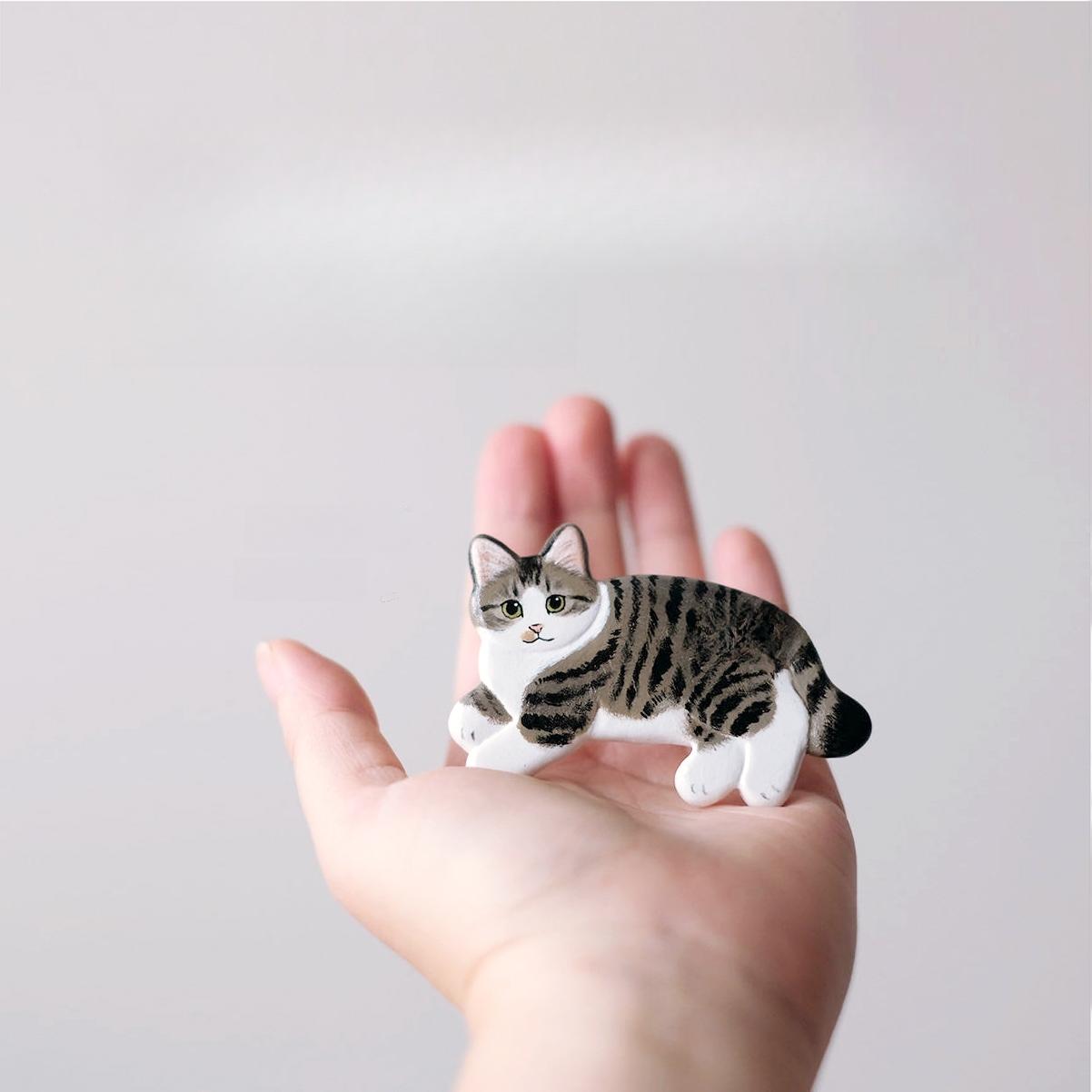 Custom Pet Memorial Ceramic Brooch/Fridge Magnet gifts for girlfriend