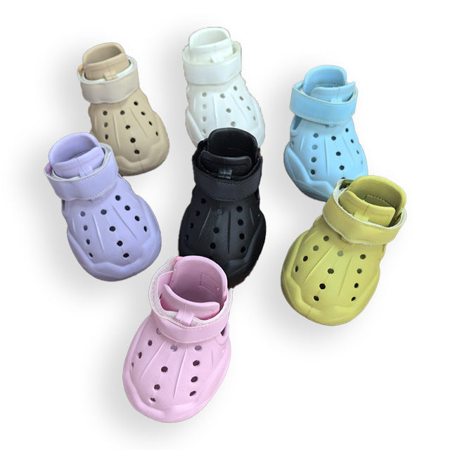 Christmas Dog Shoes - Breathable, Durable, Keeps Your Dog Warm This Winter